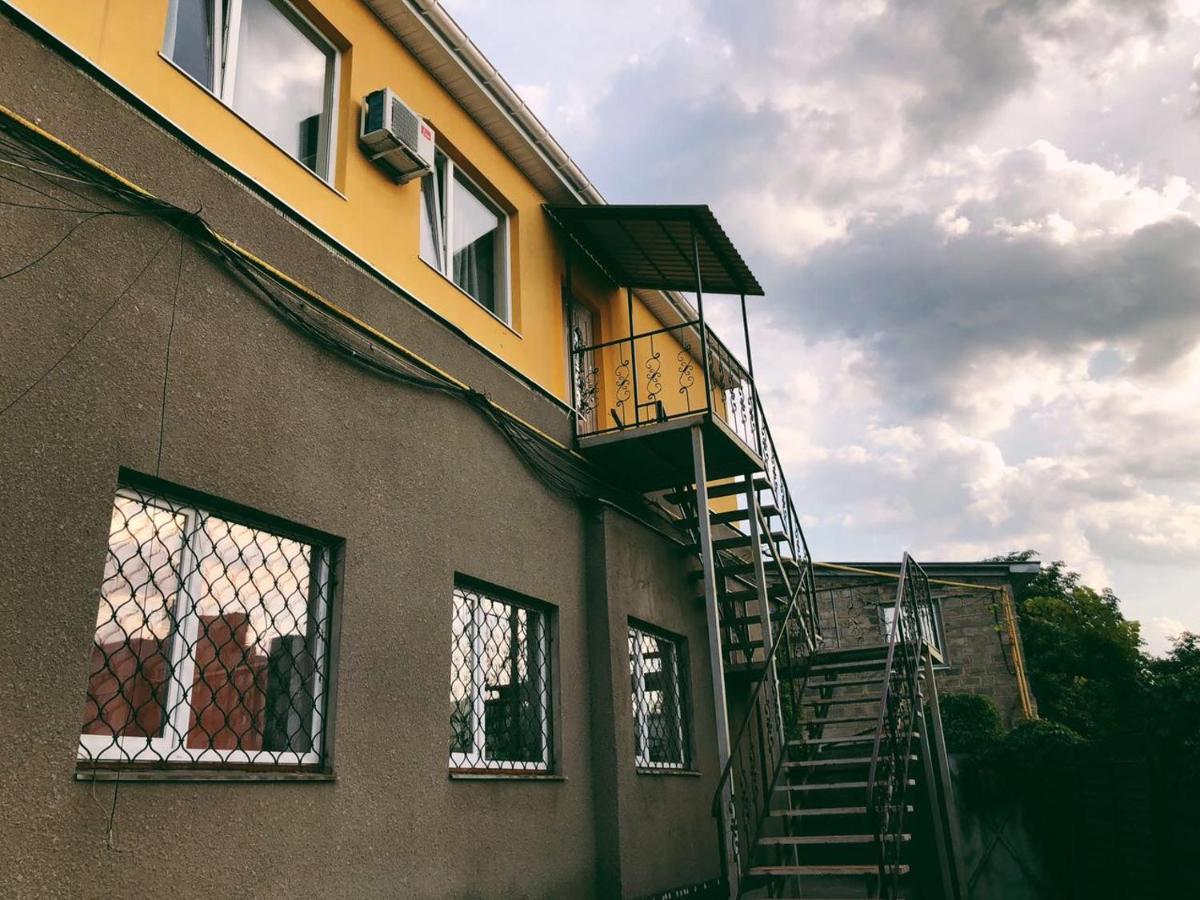 Annet Hostel คาร์คิฟ ภายนอก รูปภาพ